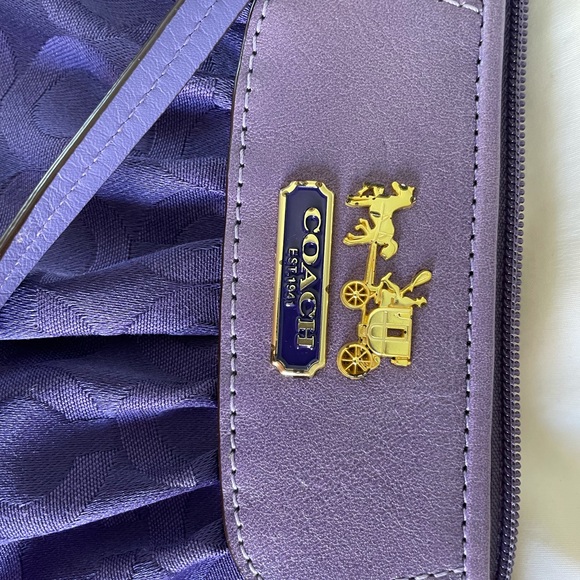 BNIB! Coach | purple wristlet - Picture 8 of 9
